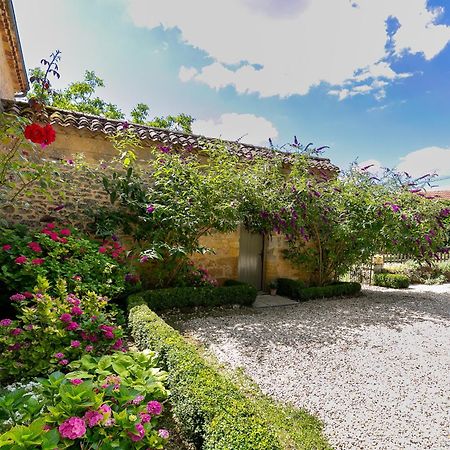 La Maison Louverie Pontours 외부 사진
